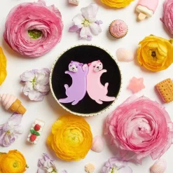 Eric'S Otters Brooch^Erstwilder Best