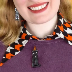 Familiar Shadow Brooch^Erstwilder Best