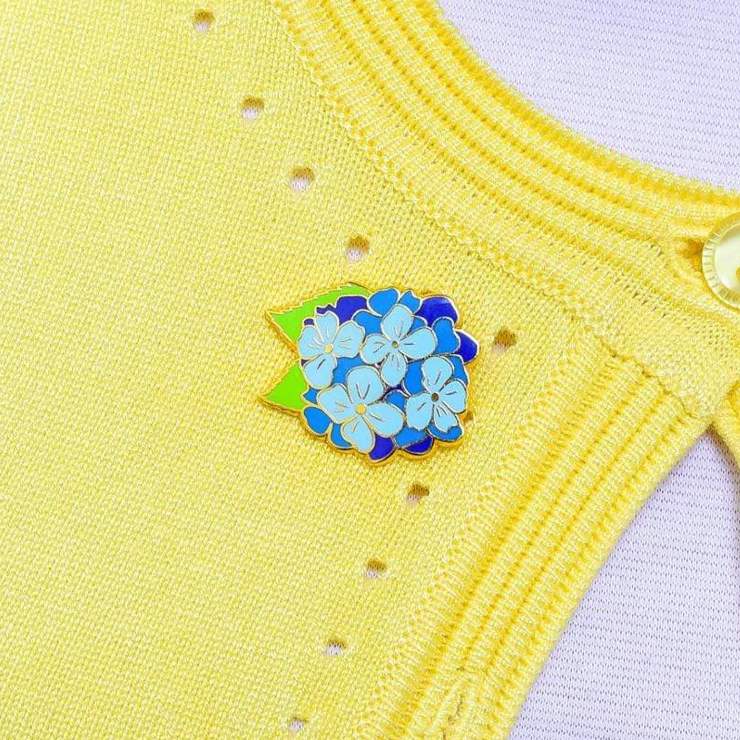 Heartfelt Hydrangea Enamel Pin^Erstwilder New