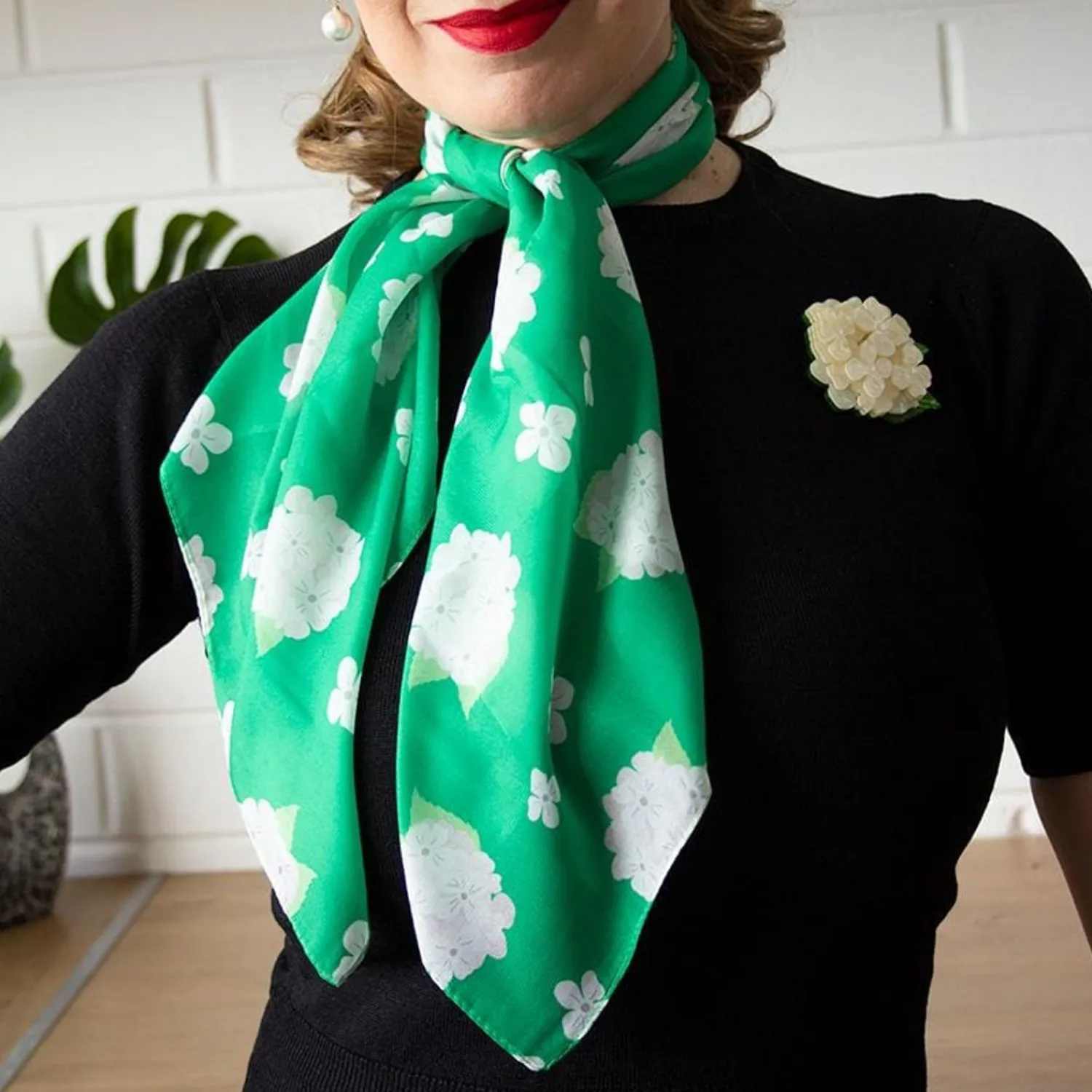 Heartfelt Hydrangea Neck Scarf^Erstwilder Best