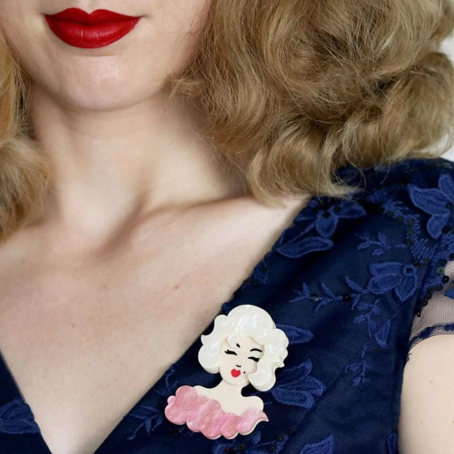 Holly Wood Brooch^Erstwilder Hot