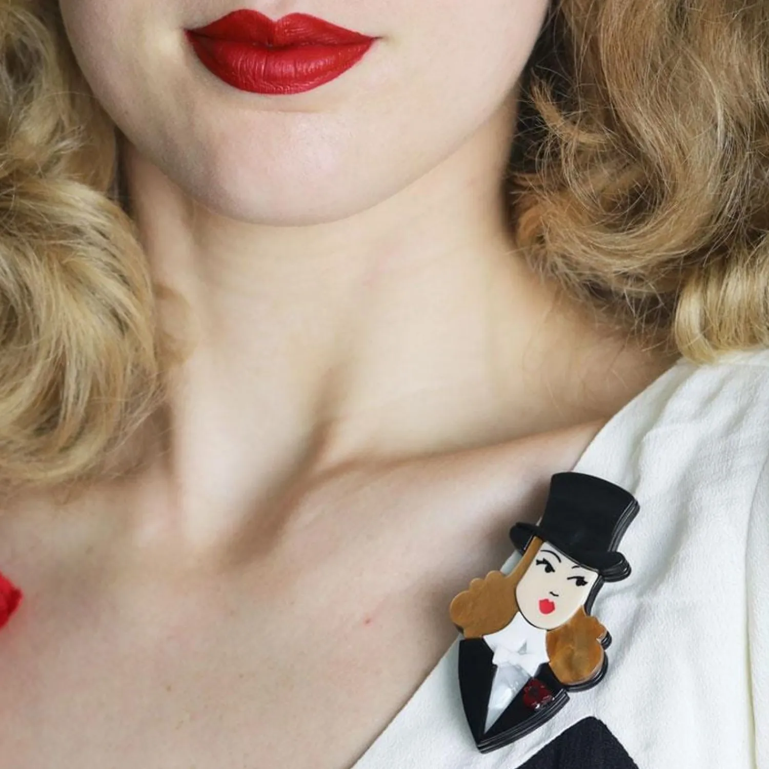 Lady Astaire Brooch^Erstwilder Discount
