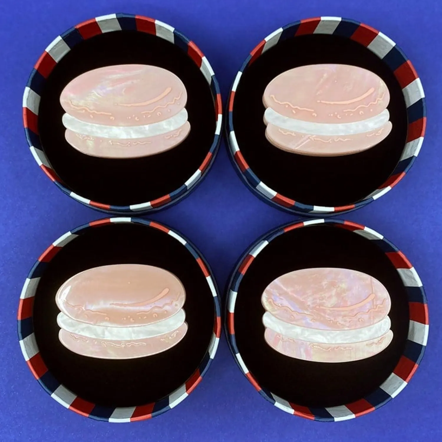 Magnifique Macaron Brooch^Erstwilder Sale