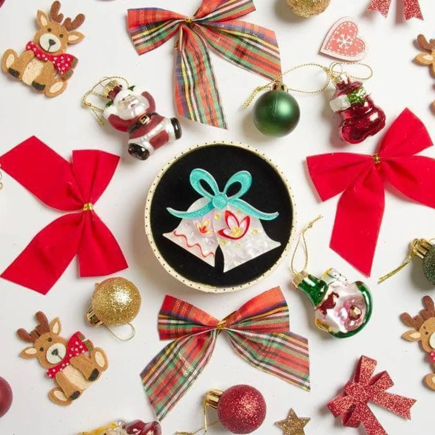 Mary'S Bells Brooch^Erstwilder Sale