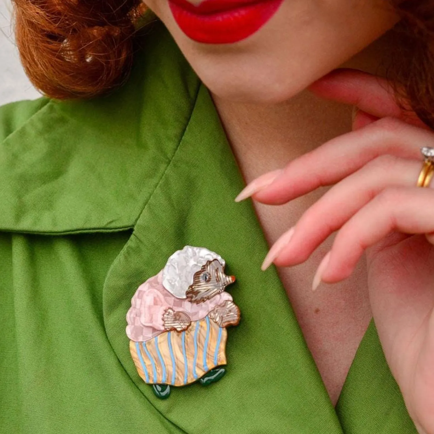 Mrs. Tiggy-Winkle Brooch^Erstwilder Online
