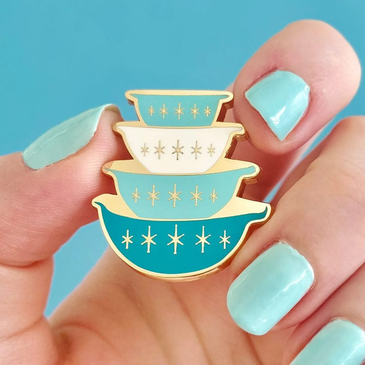 Nanna'S Prized Diamond Bowls Enamel Pin^Erstwilder Hot
