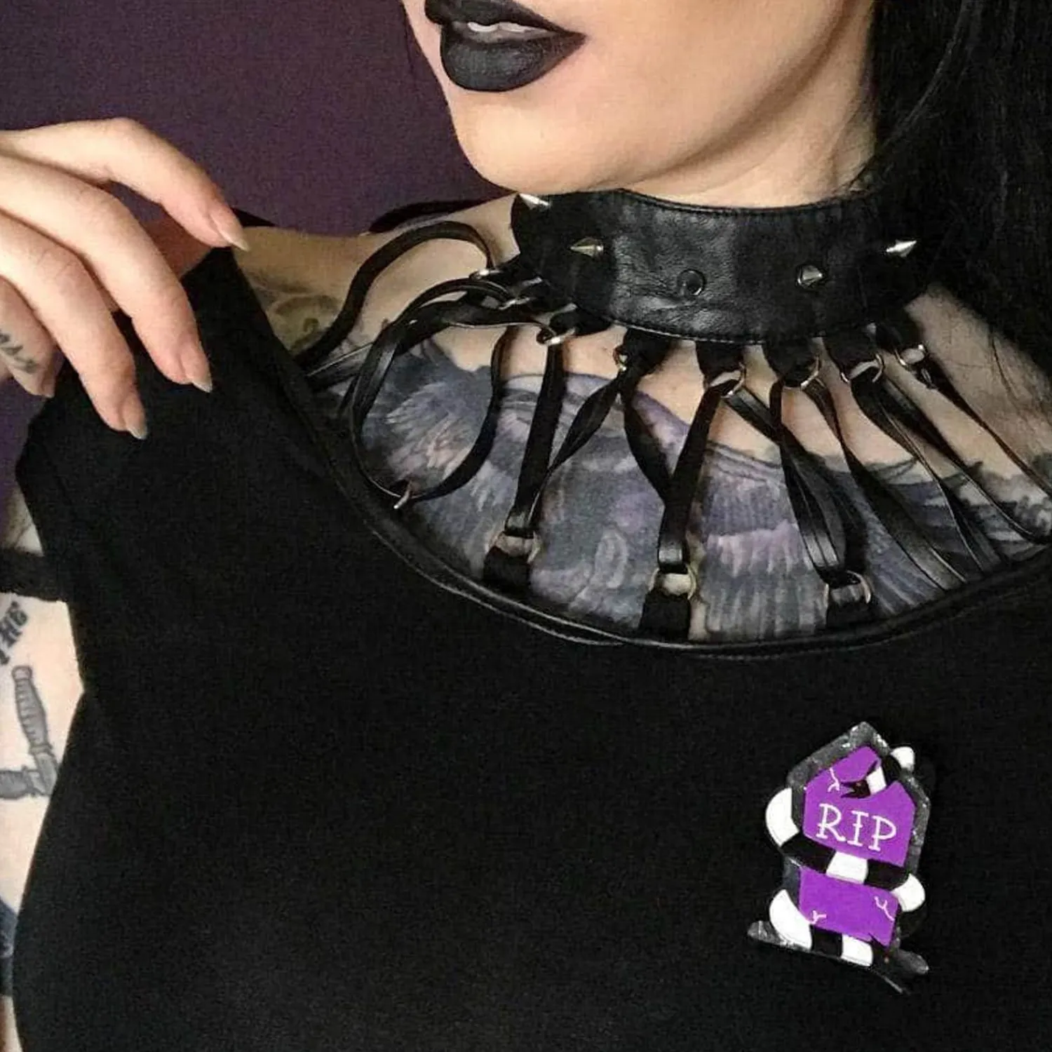 Neitherworld Tombstone Brooch^Erstwilder Best