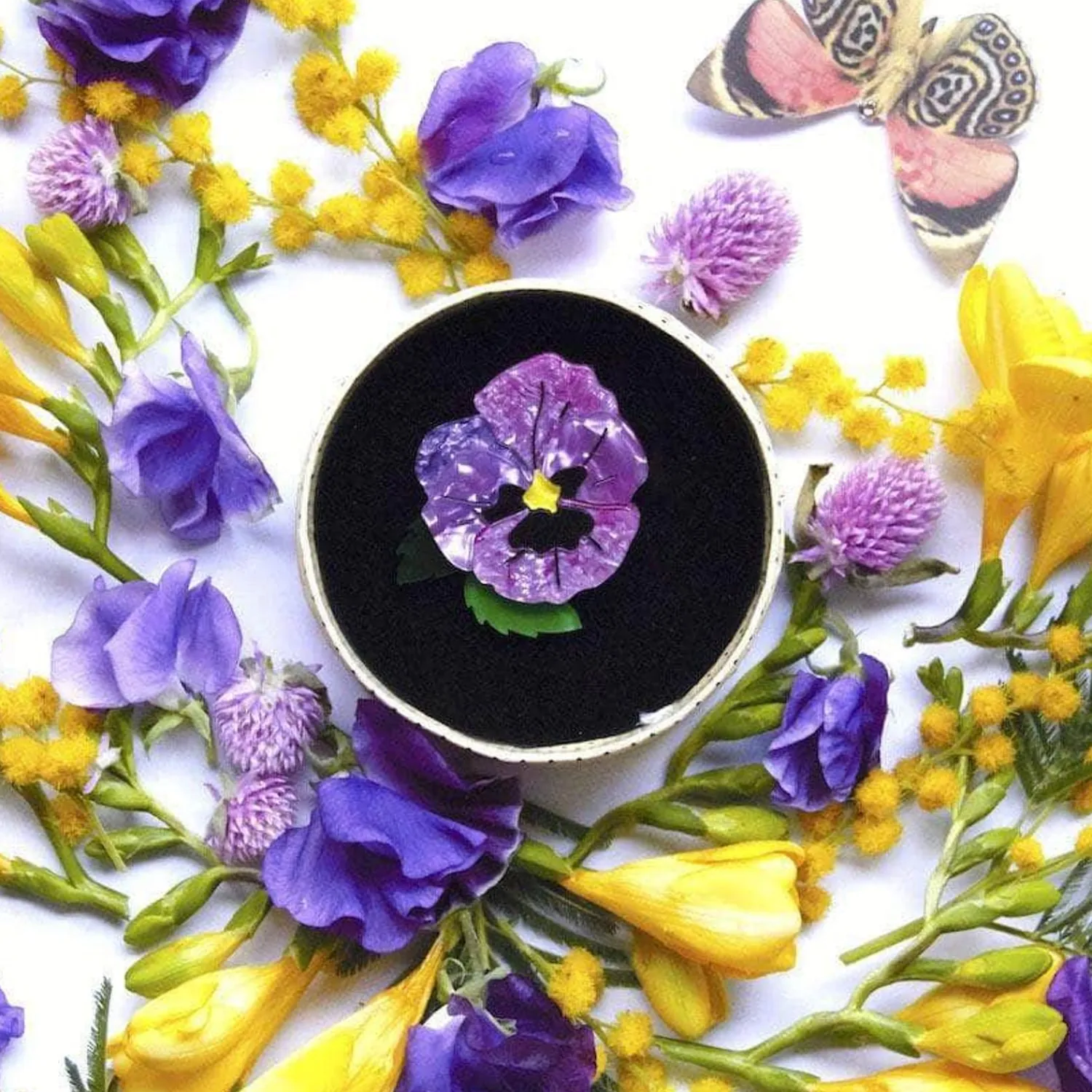 On Sleeping Eyelids Pansy Brooch^Erstwilder Hot