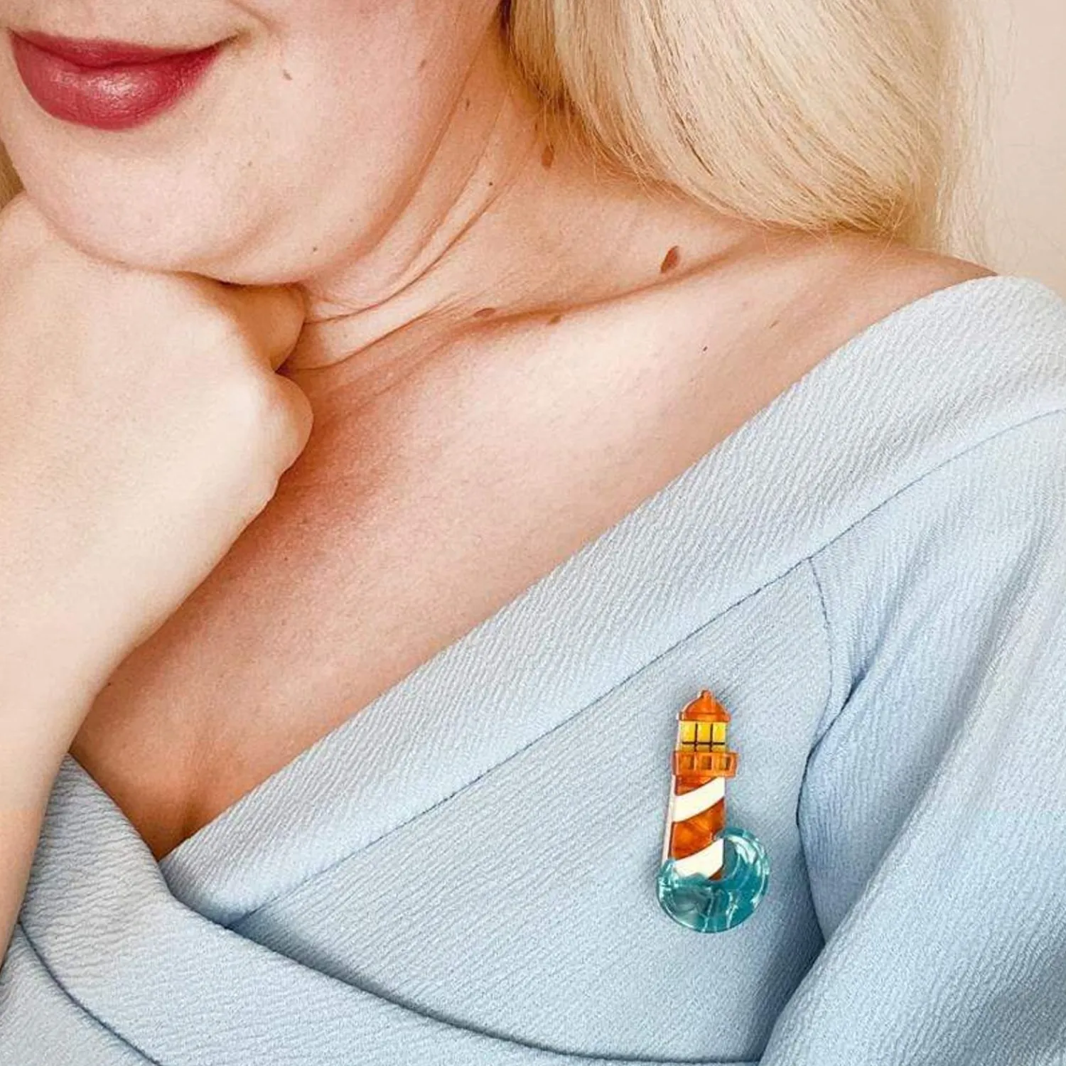 Round The Twist Mini Brooch^Erstwilder New