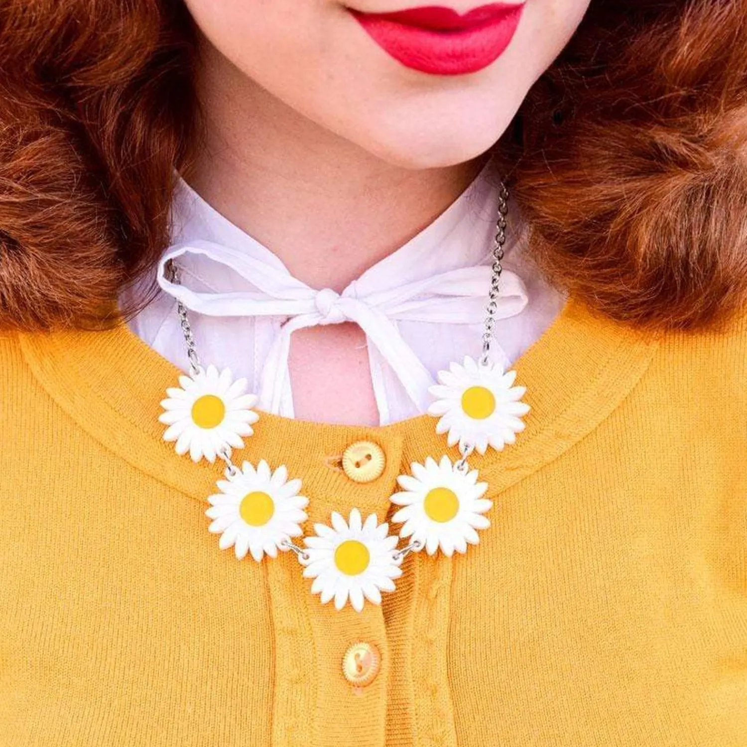She Loves Me Daisy Necklace^Erstwilder Hot