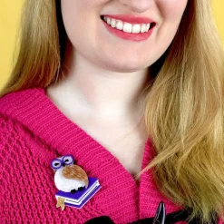 Studious Snow Owl Brooch^Erstwilder