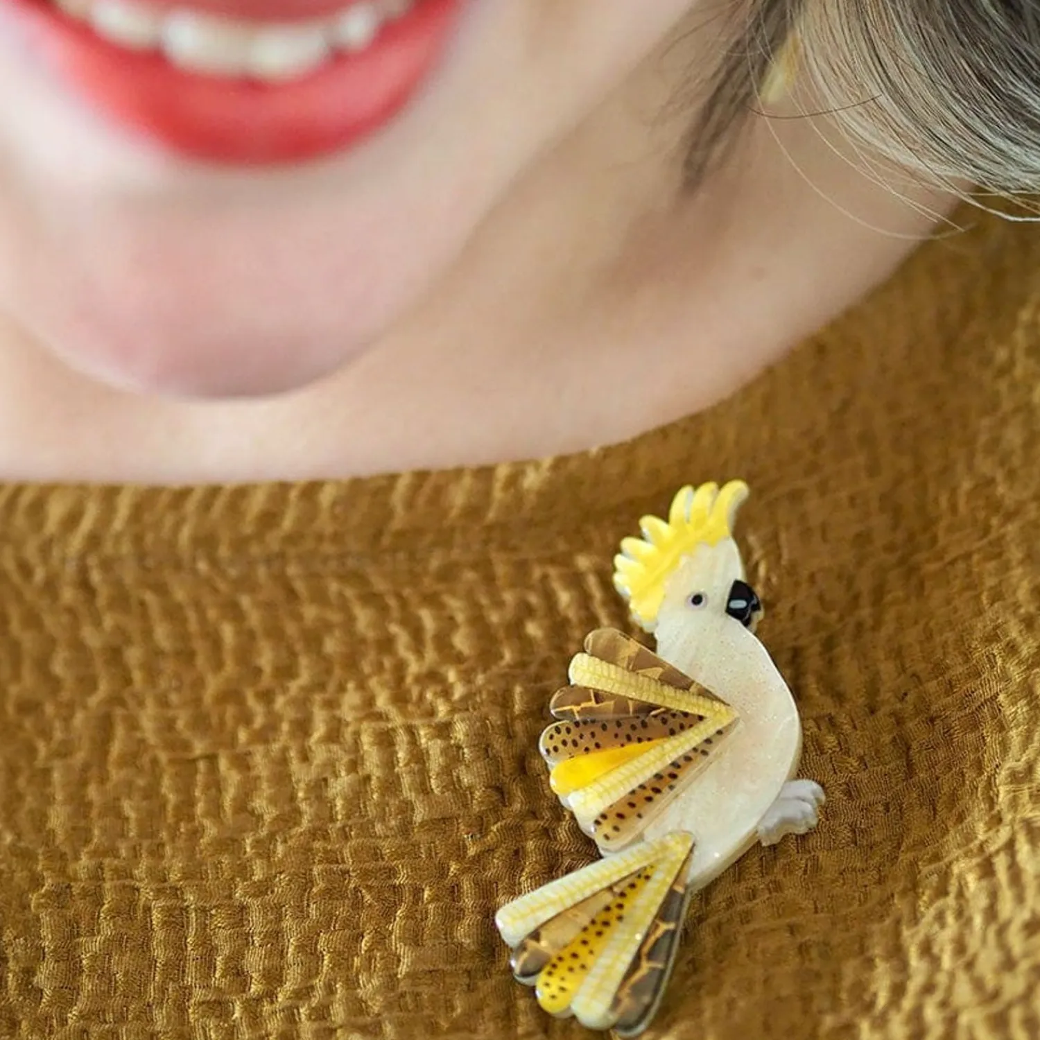 Sunny Of The Sulphur Crest Brooch^Erstwilder Clearance