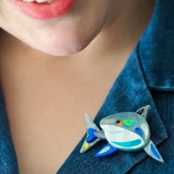The Guileless Great White Shark Brooch^Erstwilder New