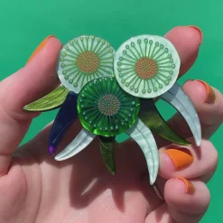 Verdant Green Gum Brooch^Erstwilder Hot
